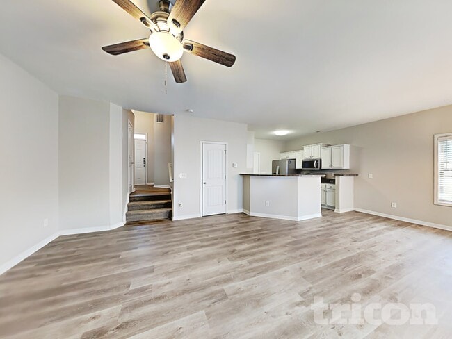 122 Carriage Lake Dr