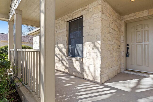Photo - 3812 Eagles Nest St