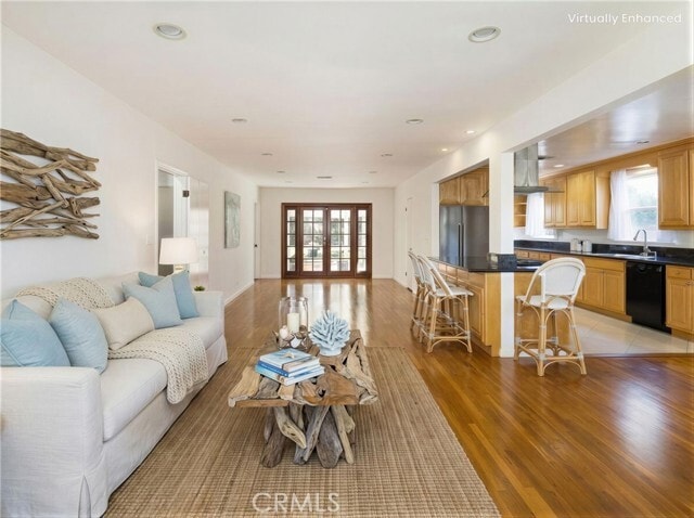 Photo - 7024 Alverstone Ave