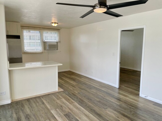 Photo - Newly Renovated 2-Bedroom Condo with Ala W...