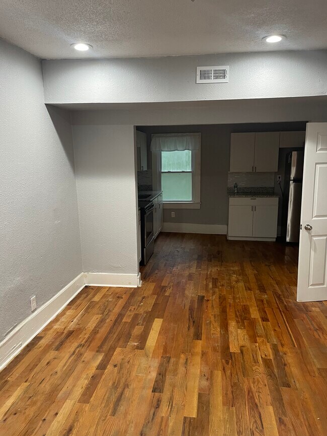 1618 Berkley Ave Ext Townhome Townhome Rental in Norfolk VA