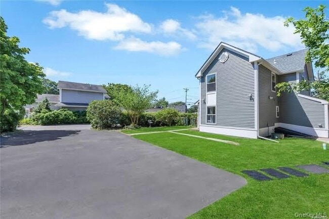 Photo - 177 Waverly Ave Unit Second Floor