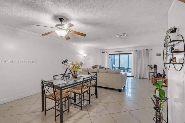 Photo - 10190 NW 41st St