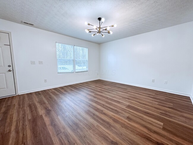 Photo - 7257 Reynolds Crossing Dr