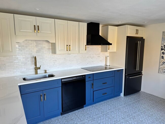 Photo - 17 Great Cove Dr