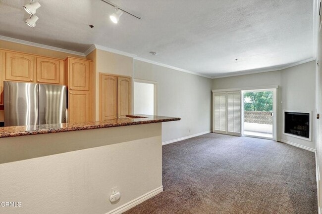 Photo - 300 N El Molino Ave Unit 323