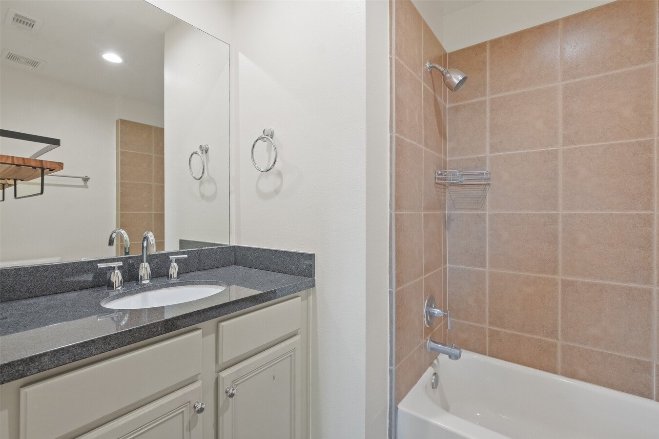 Photo - 5000 Schuler St Unit D