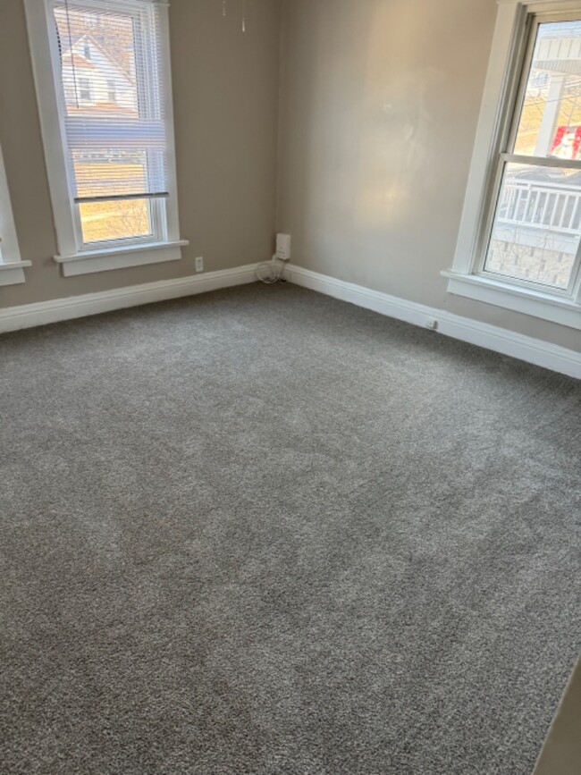 Photo - Charming 3-Bedroom Home with Modern Upgrad...