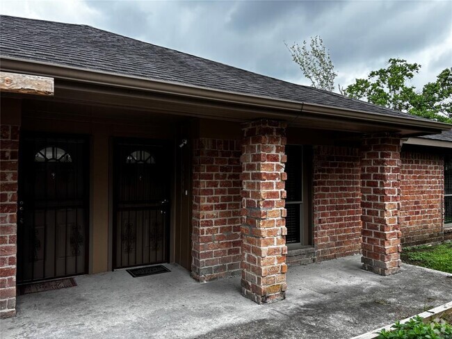 Building Photo - 6644 W Fuqua St Rental