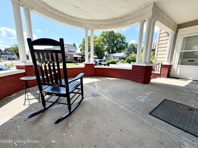Photo - 1847 E Oak St Unit 4
