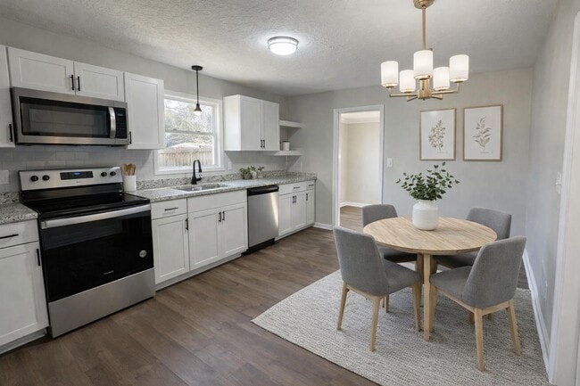 Photo - 5303 Birch Rd