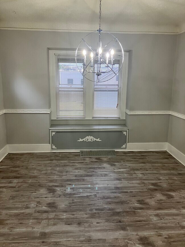 Photo - 312 W Saratoga St