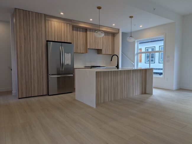 Photo - 8924 Cedar St