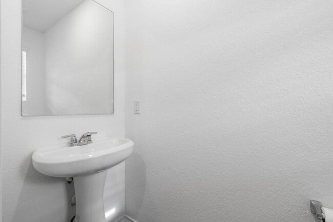 Photo - 7128 Spotted Leaf Wy