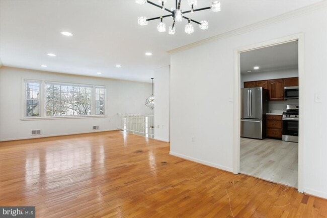 Photo - 4904 Chanticleer Ave