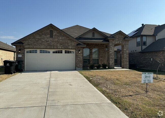 Building Photo - 8518 Stonehollow Rental