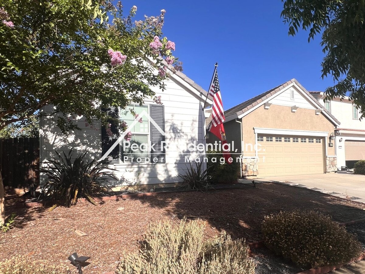Photo - 3490 Edington Dr