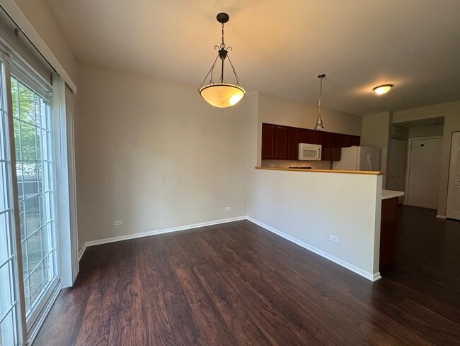 Photo - 1913 Golden Gate Ln