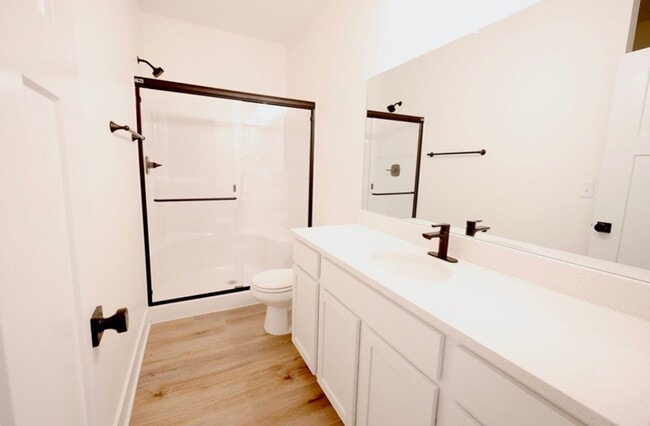 Photo - 516 Briarbrook Ln Unidad 516 E Briarbrook Lane