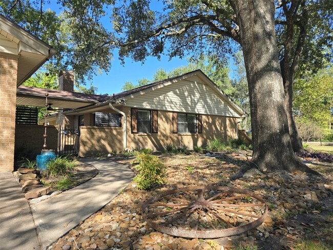 Photo - 19103 Whitewood Dr