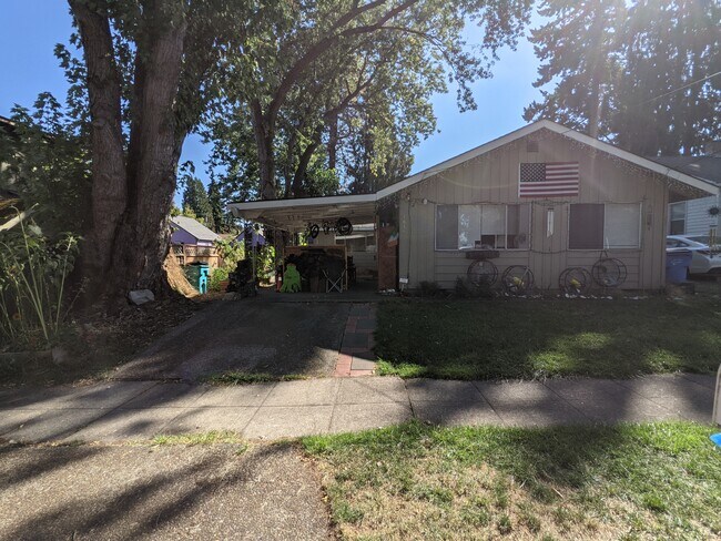 1819 E 29th St Unidad 1819