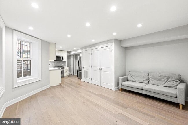 Photo - 1330 Vermont Ave NW Unit 2