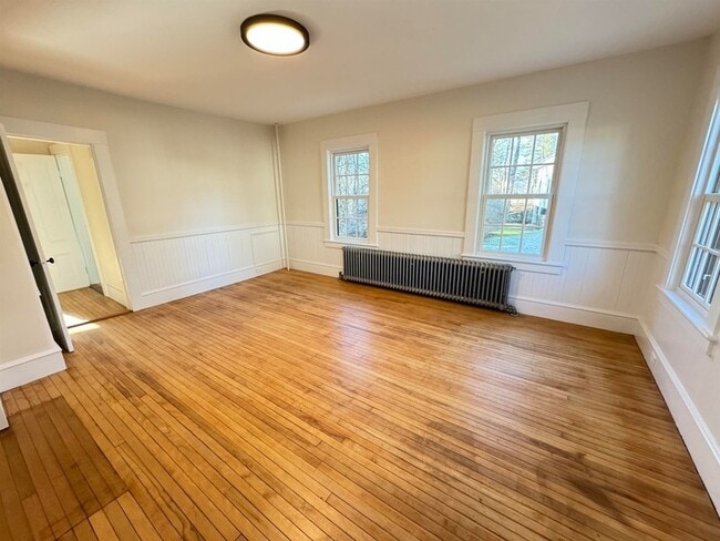 51 Cabot Ln