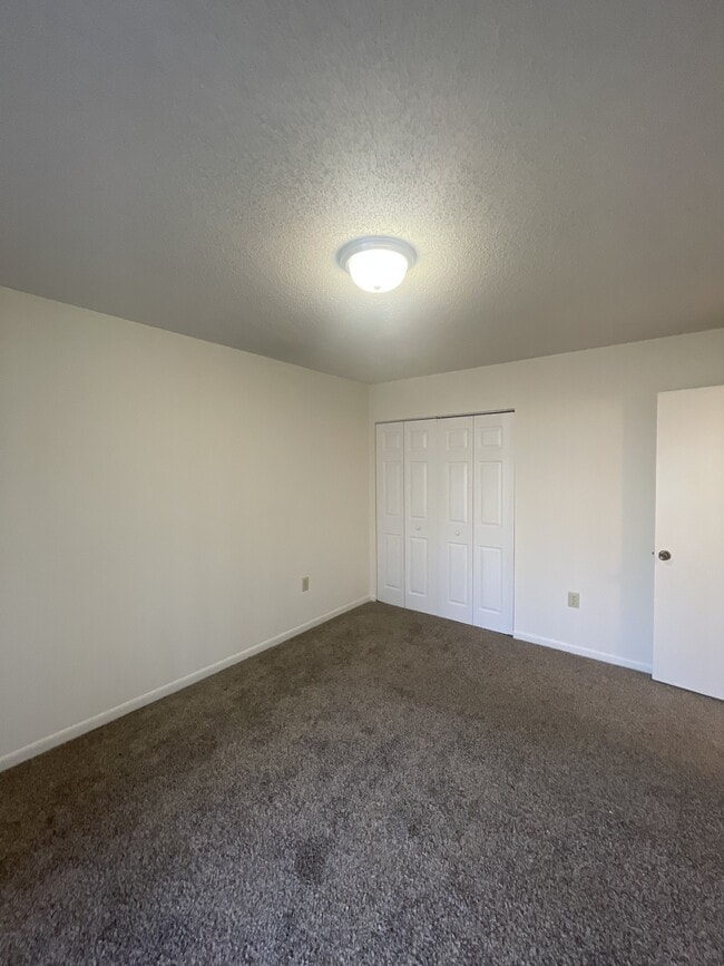 2 bedroom -Master Bedroom