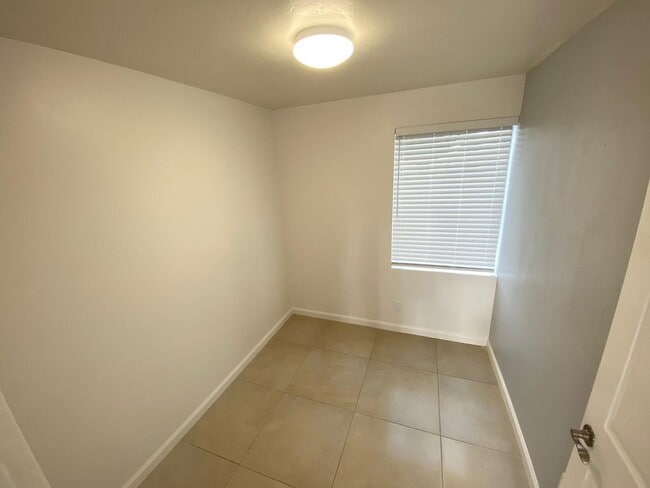 Photo - 3622.1 E Vly Prkwy 601;Esco 92025 Unit 3622.1 E Vly Prkwy 601;Esco 92025