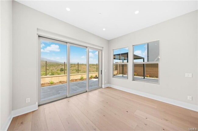 Photo - 130 Mossvine