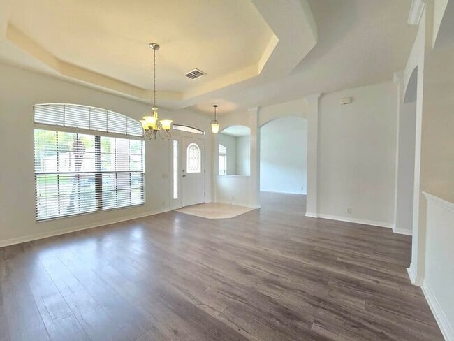 Photo - 3360 Fiddle Leaf Way