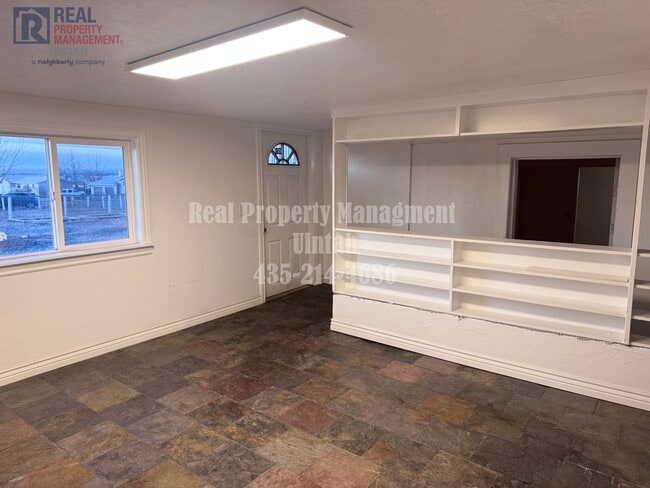 Photo - 5 Bedroom, 2 Bathroom Home