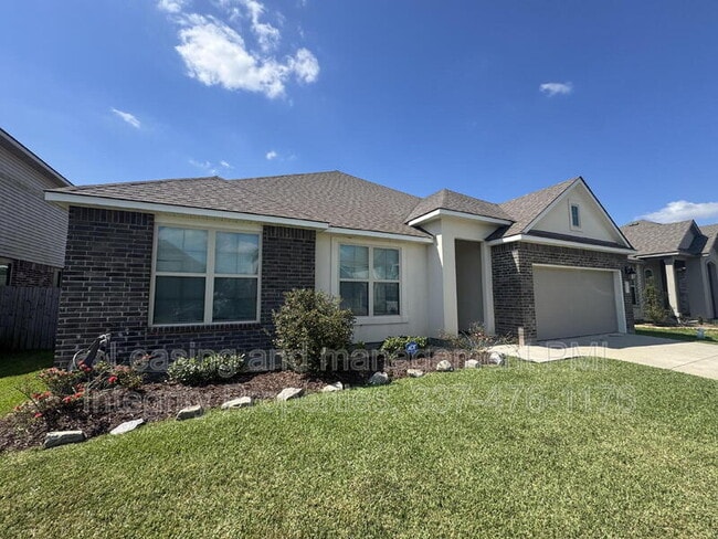Photo - 204 Verger Dr
