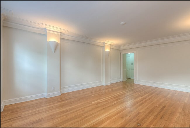 Living Room - The Sombart