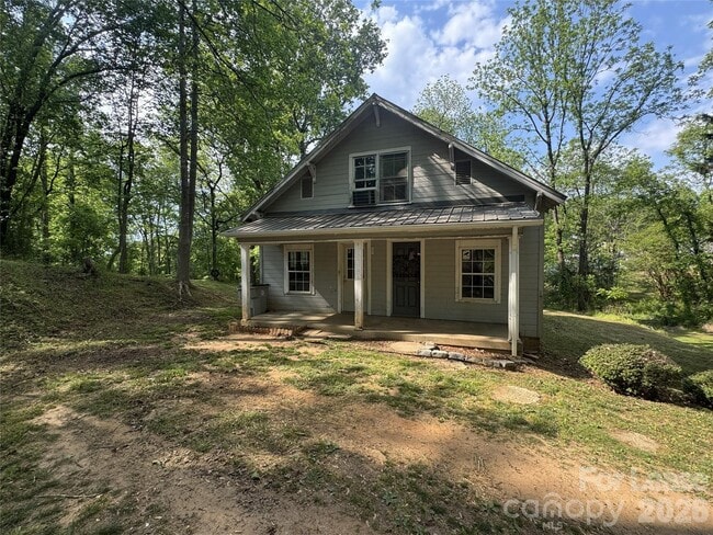 Building Photo - 1410 Dillard Ln