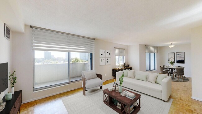 Photo - Forest Manor