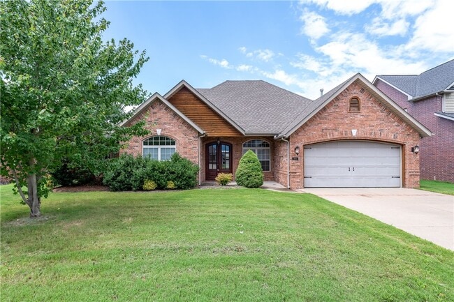 Building Photo - 3902 SW Banbury Dr