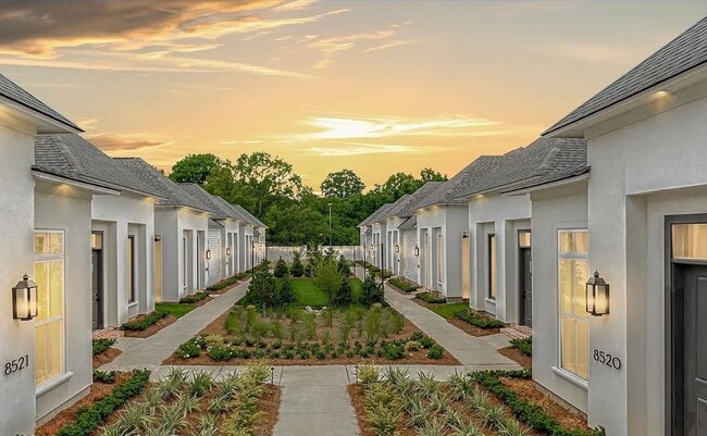 Photo - 8503 Lillian Mae Ln Townhome