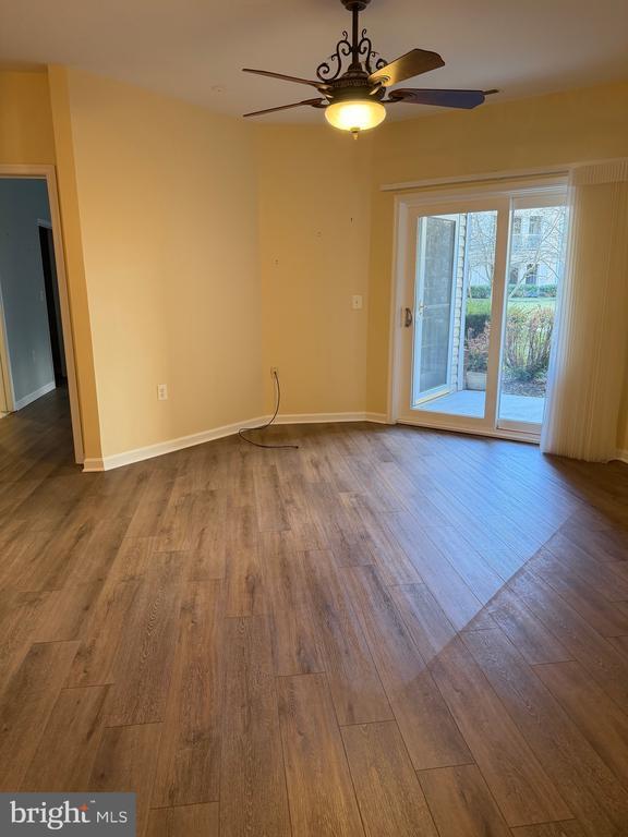 Building Photo - 400 Symphony Cir Unit 219H