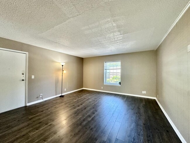 Photo - 2638 Park Rd