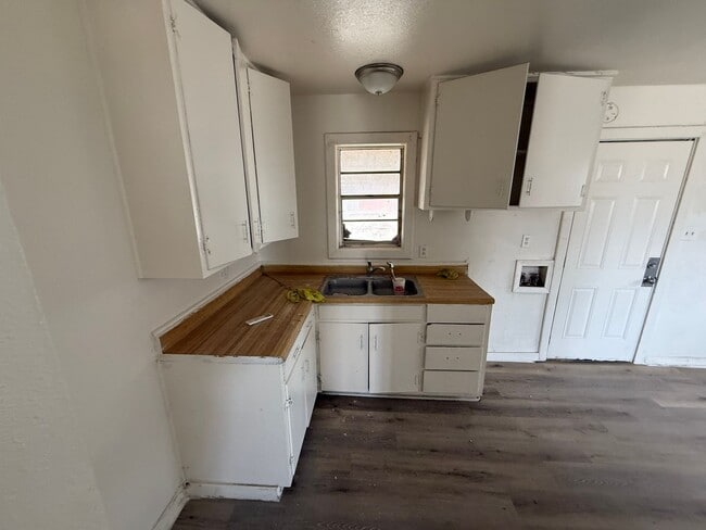 Photo - 3 Bedroom 1 Bath House