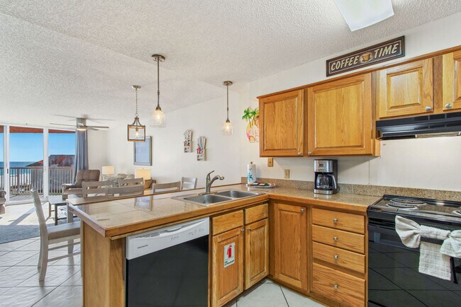633 W Beach Blvd Unit SI ID1541217P