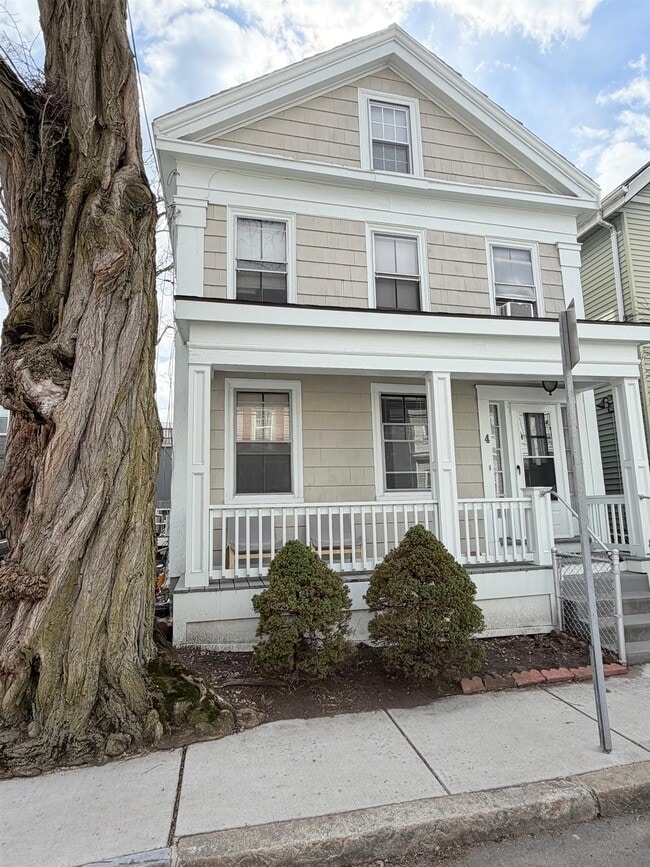 Photo - 4 Saint Mary Rd