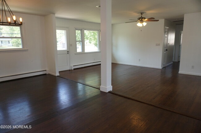 Photo - 1385 W Veterans Hwy