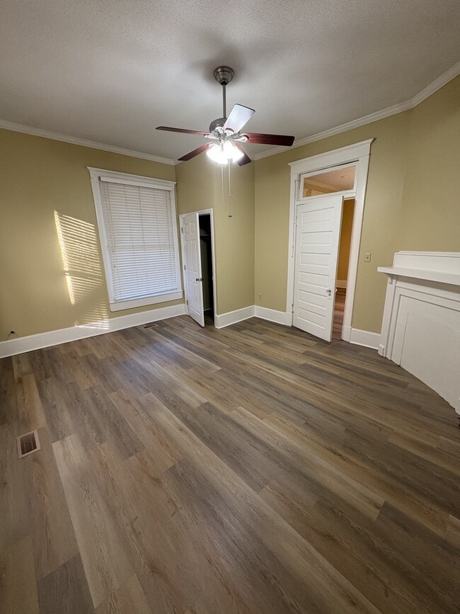 Photo - 706 Hancock Dr