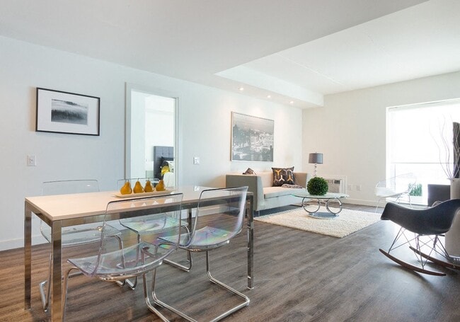 Photo - The Spot At 2815 Pembina