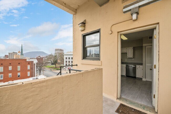 Photo - The Hardwick