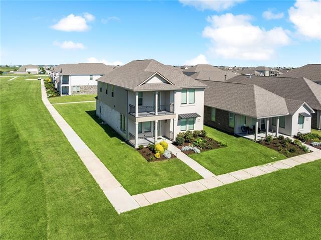 Photo - 425 Short Bough Ln