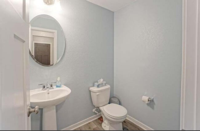 Photo - 1200 Juniper Ln