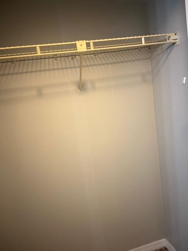 Photo - Move-In Ready 2BR/2BA Home with Modern Updates & Prime Zephyrhills Location!